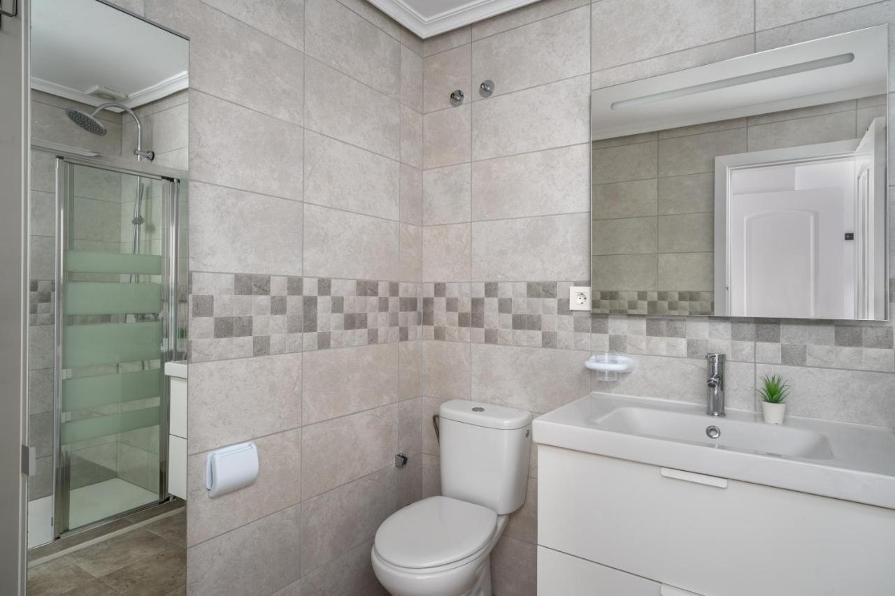 Stunning 3Br Flat Near Beach And Puerto Marina By Costarentals - Ref 150 Benalmádena Esterno foto
